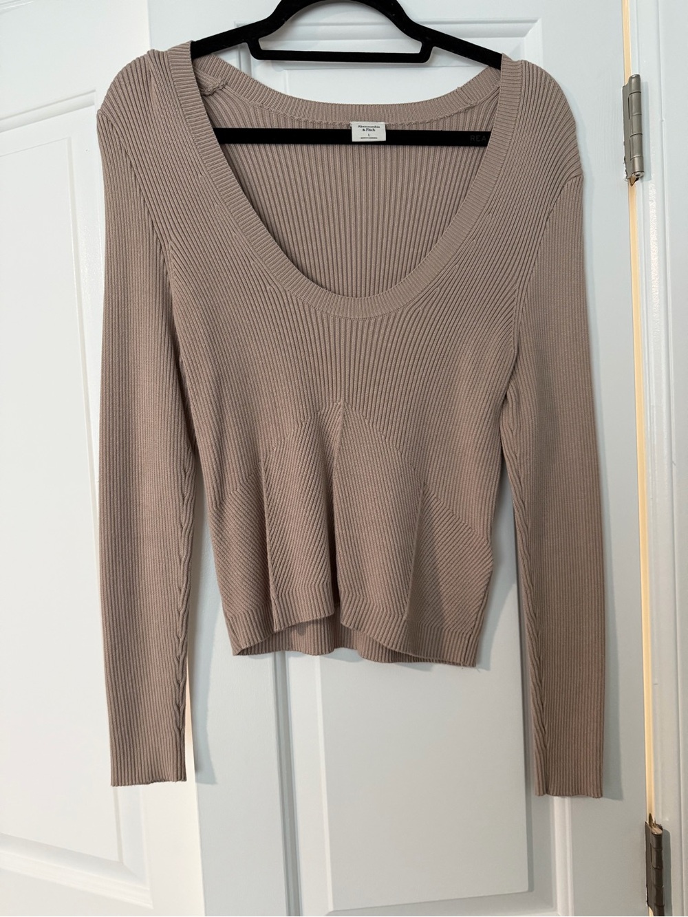 Abercrombie Scoop Neck Ribbed Long-Sleeve Sweater